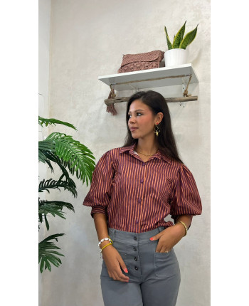 blusa de rayas, mangas, bullón
